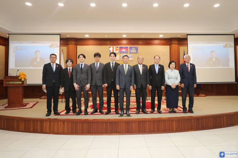 Dynamic Group News
