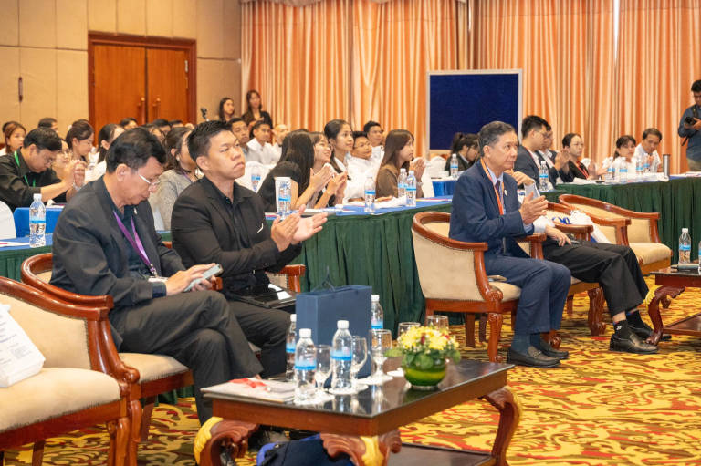 Dynamic Healthcare Shines at the 21st Congress of Cambodia Association of Radiology
